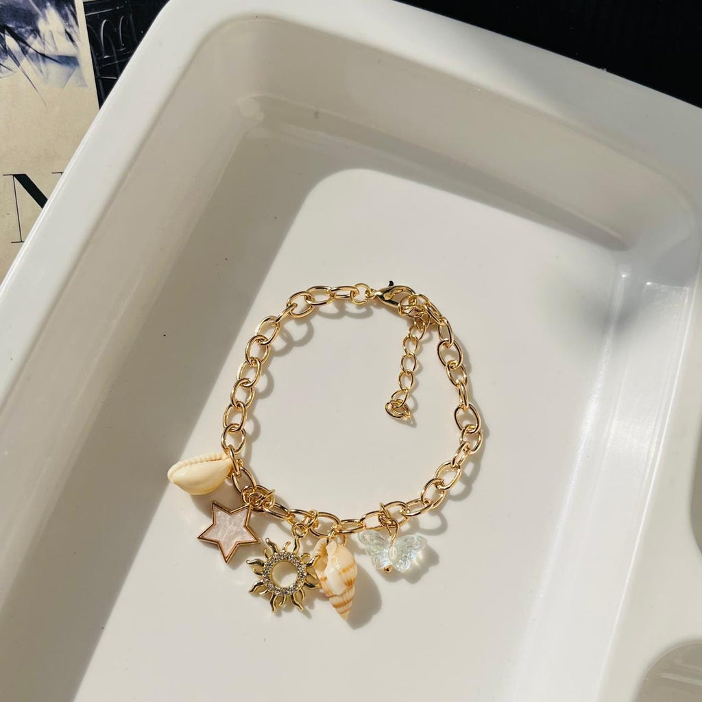 Shell Charms Bracelet