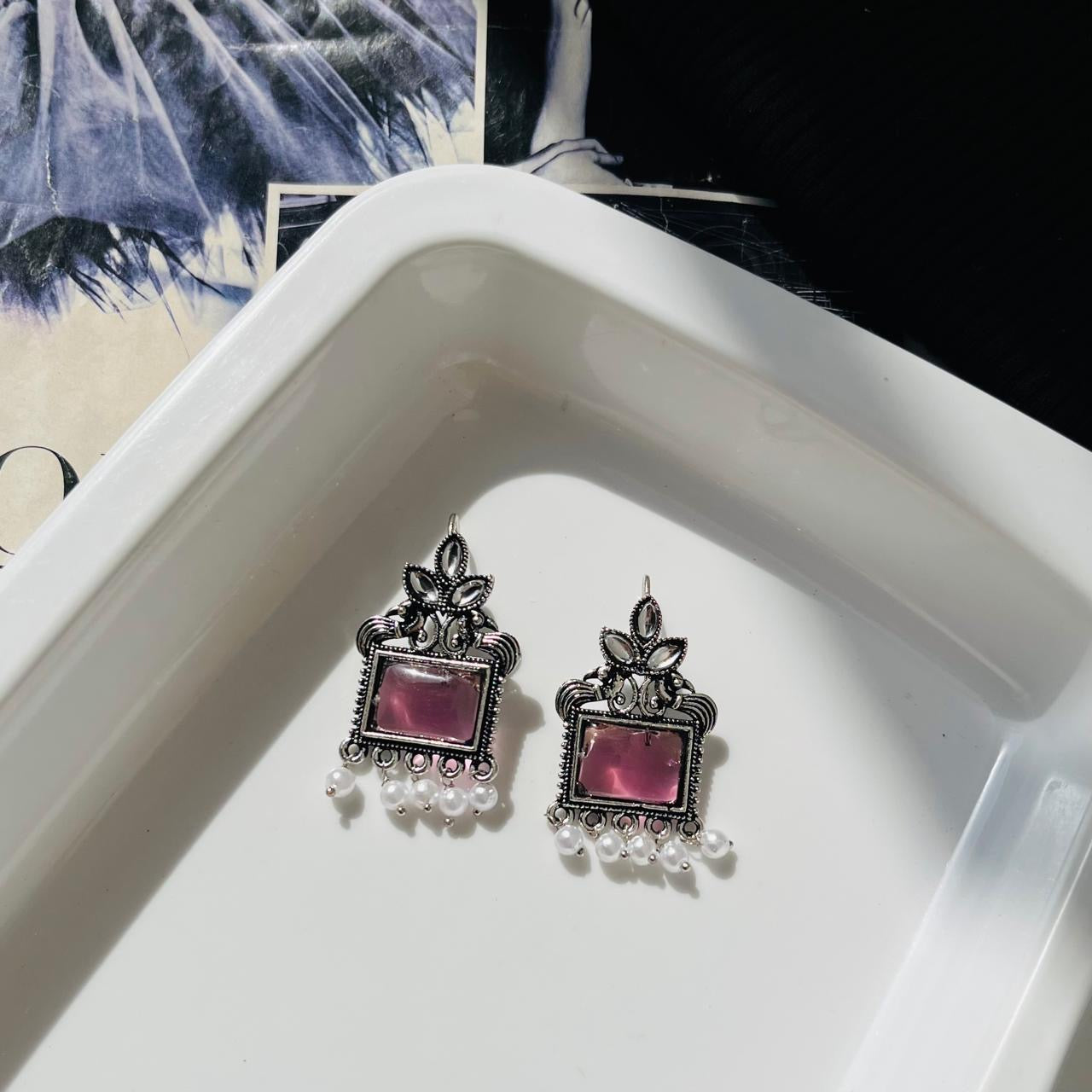 Kushi Earrings