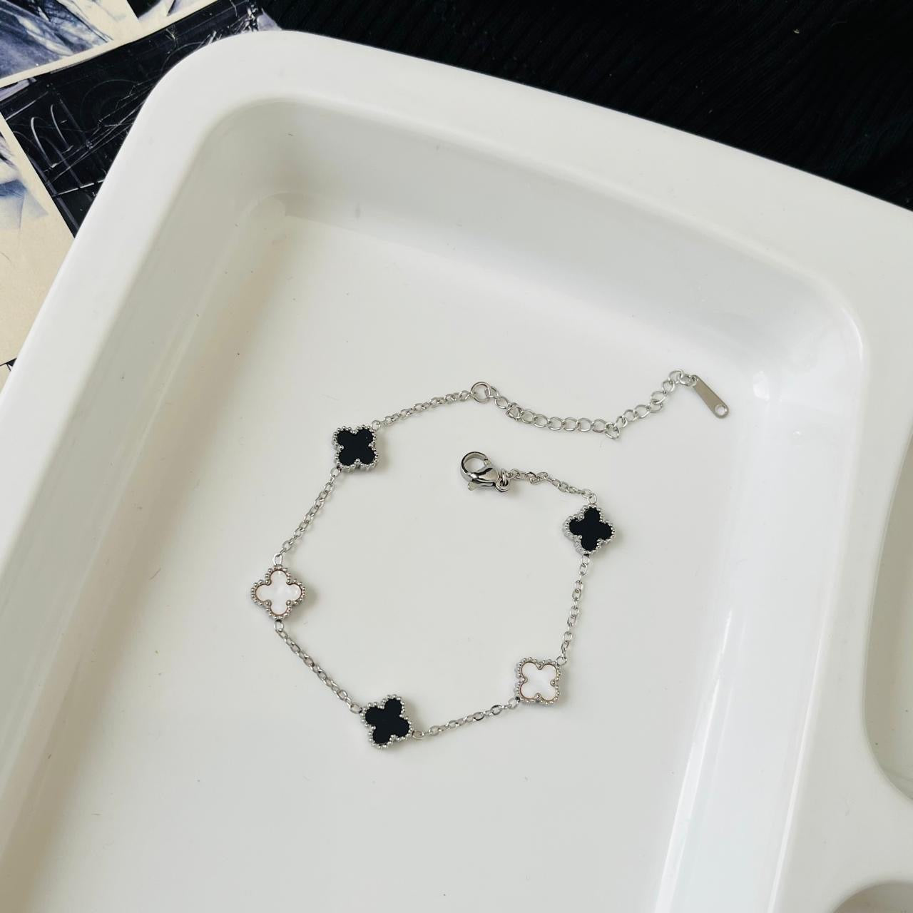 Silver Clover Bracelet ~ Anti Tarnish