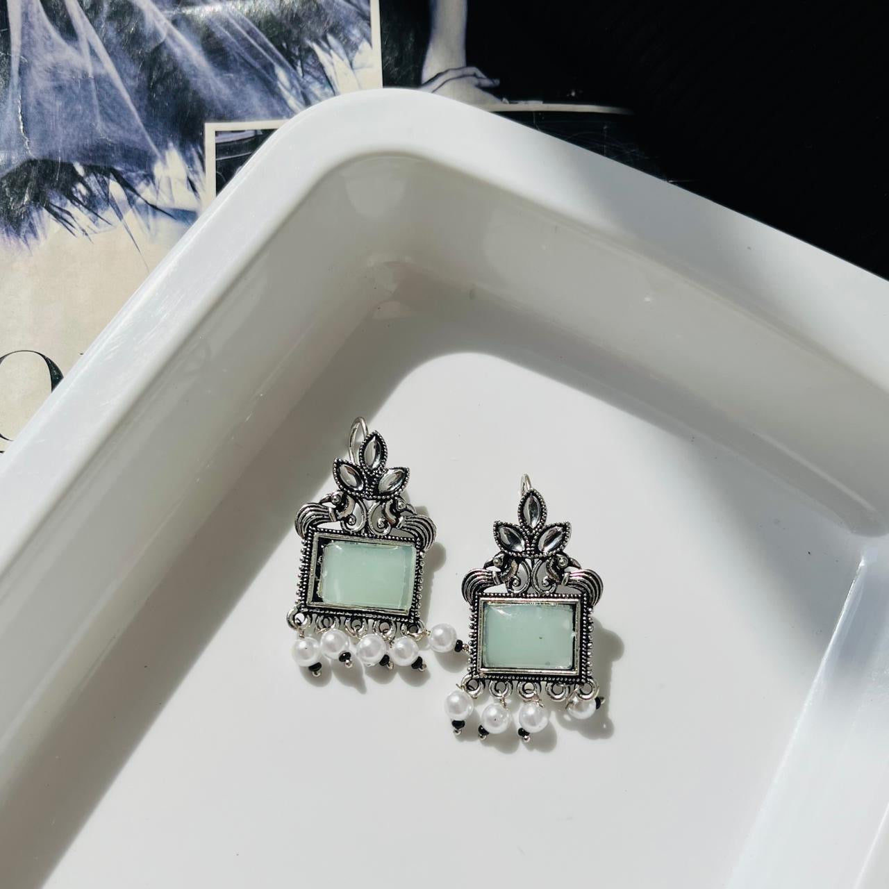 Manya Earrings