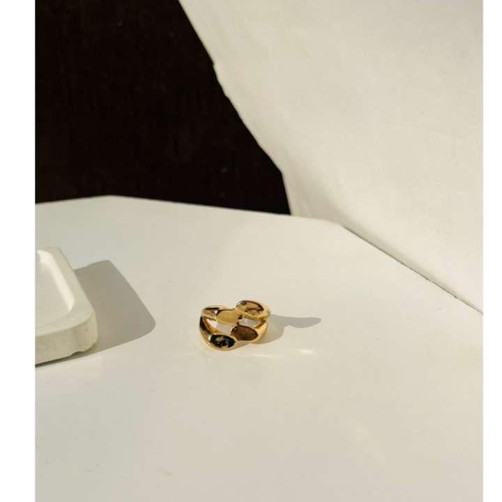 Alice Ring ( size 19/20 )