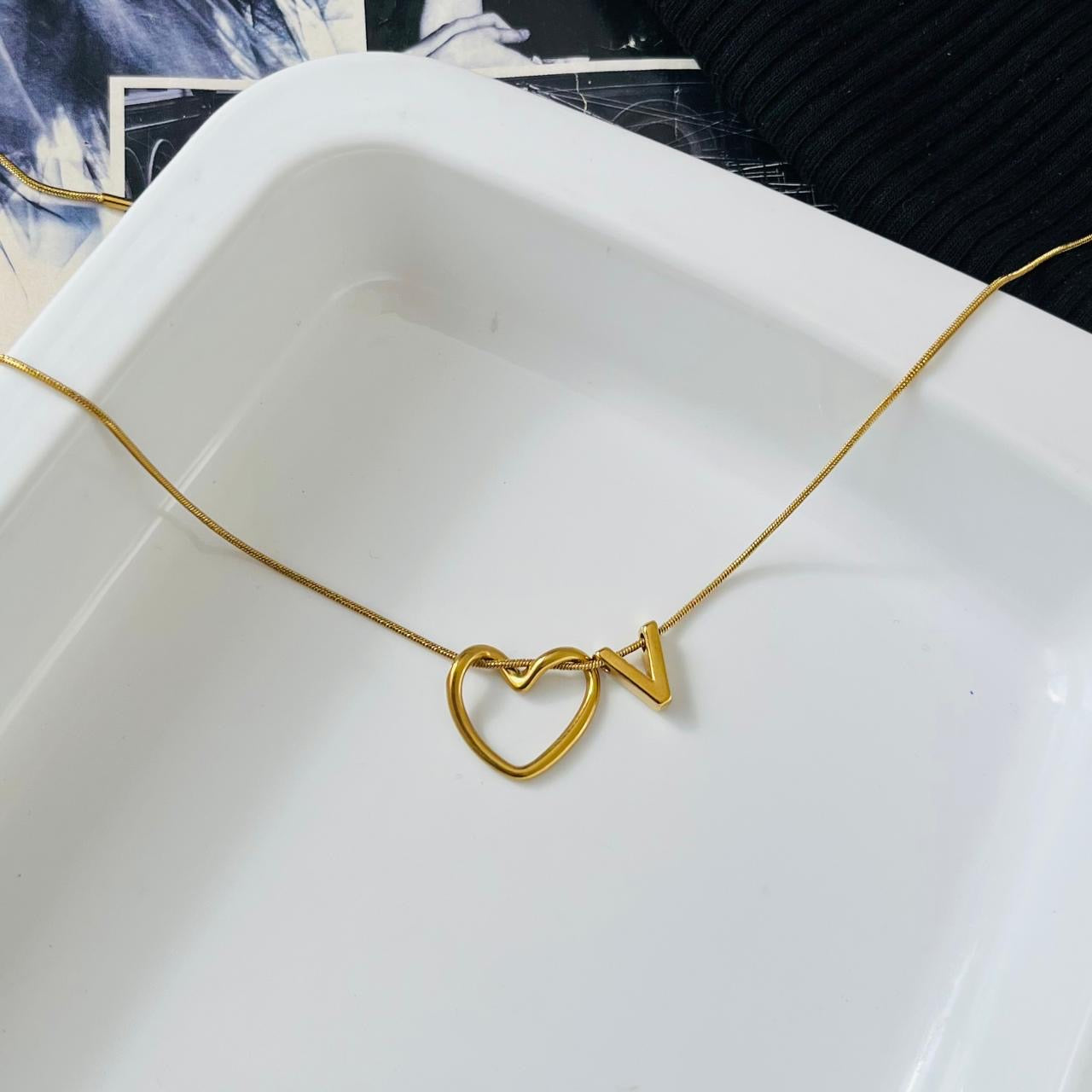 V initial Heart Necklace ~ Anti Tarnish