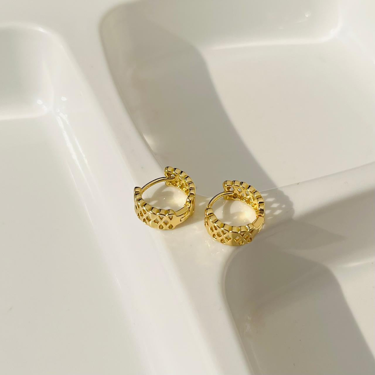 Chain Small Hoops