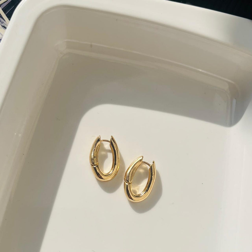 Everly Hoops ~ Anti Tarnish