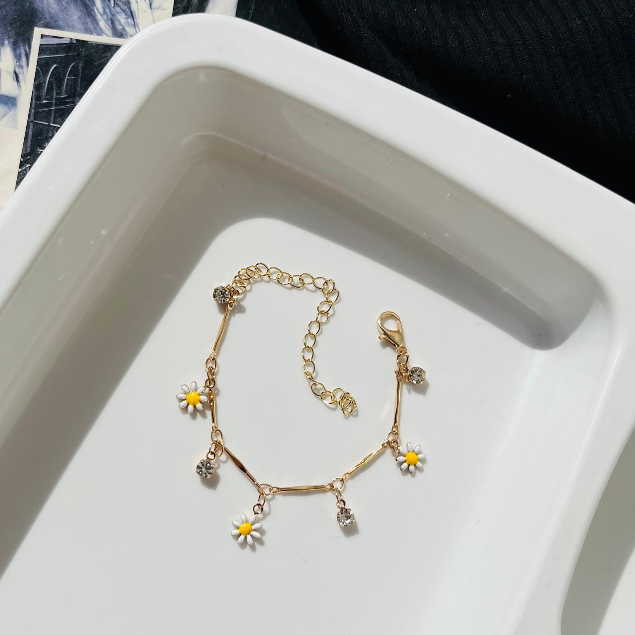 Daisy Bracelet