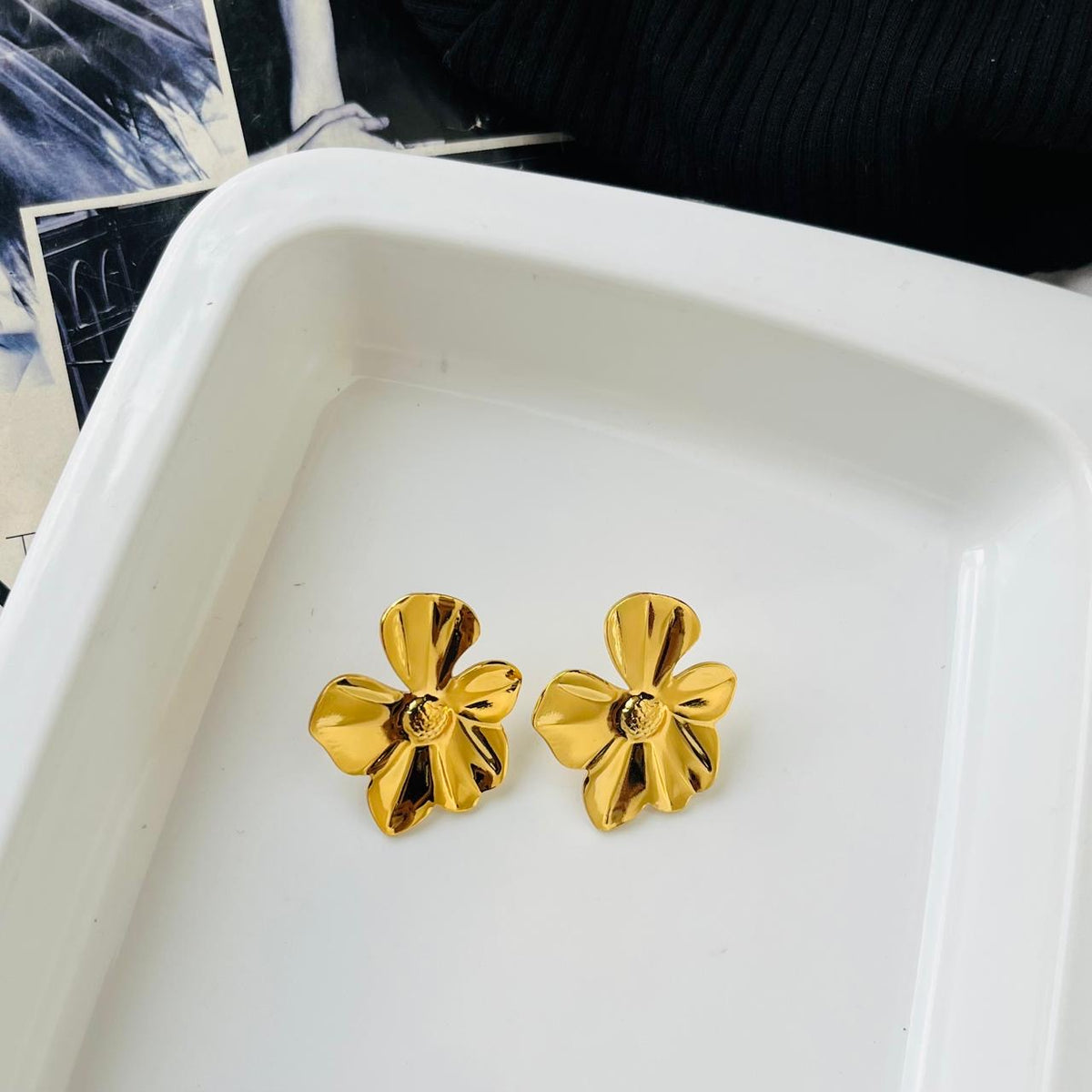 Flower Earrings ~ Anti Tarnish