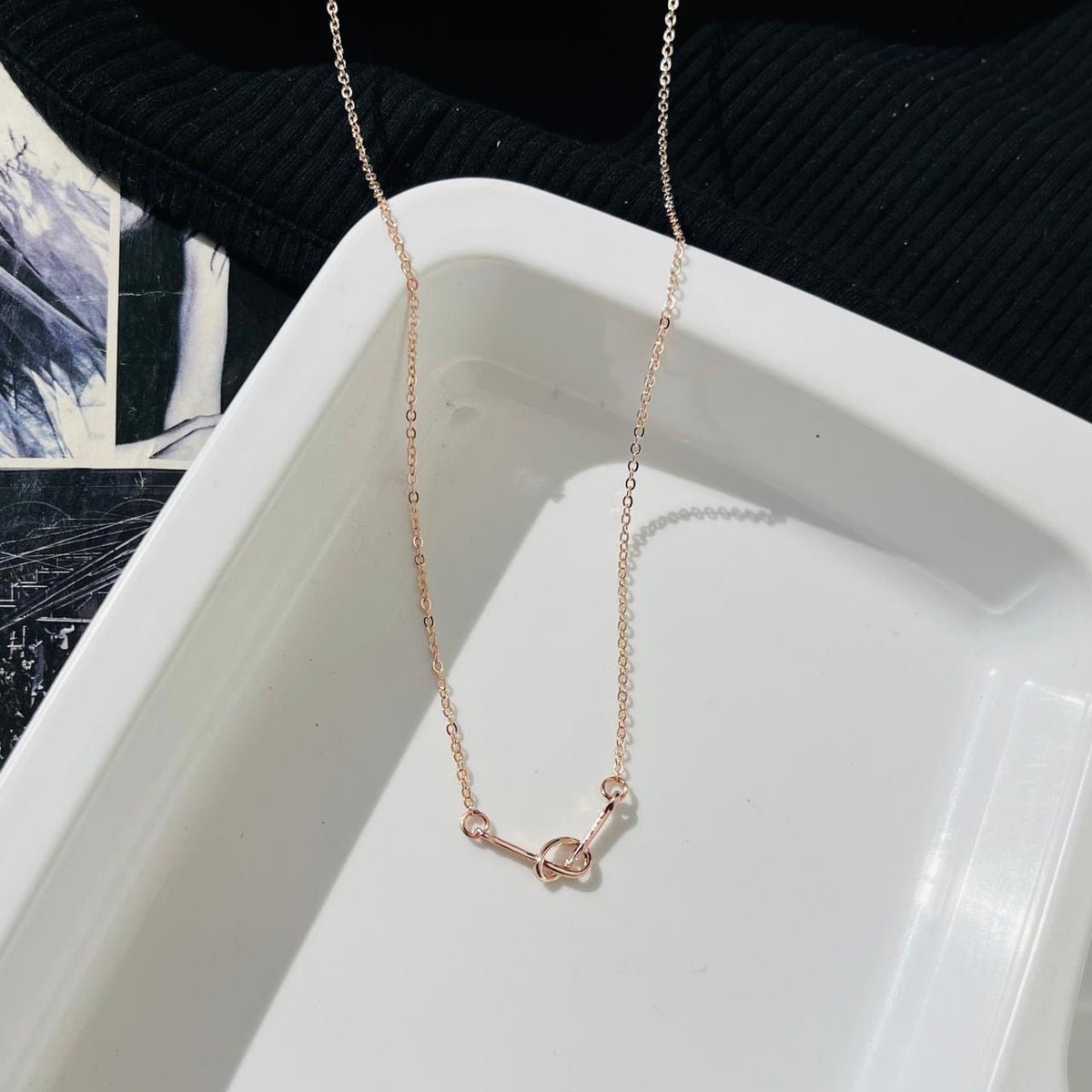 Knot Necklace