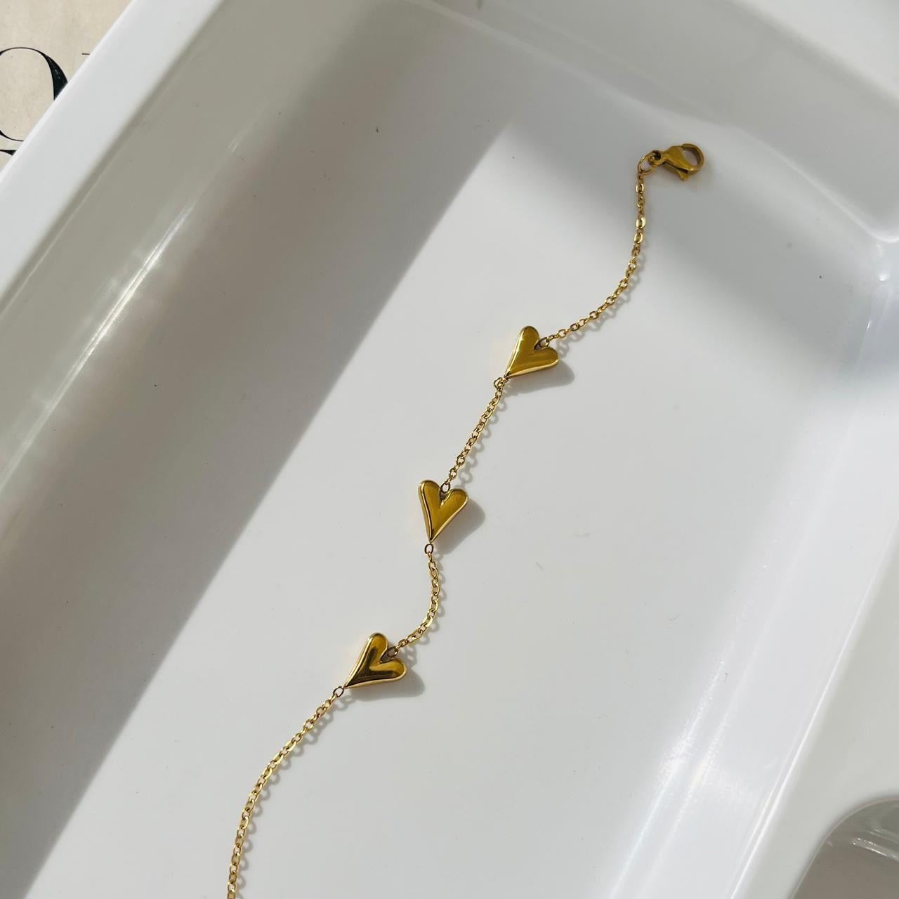 Heart Bracelet ~ Anti Tarnish