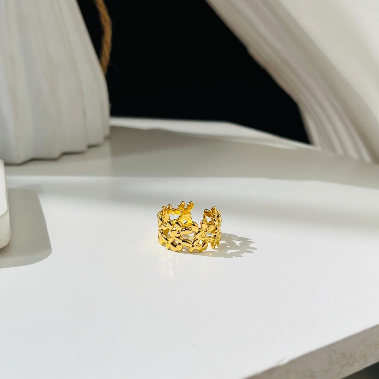 Toria Adjustable Ring ~ Anti Tarnish