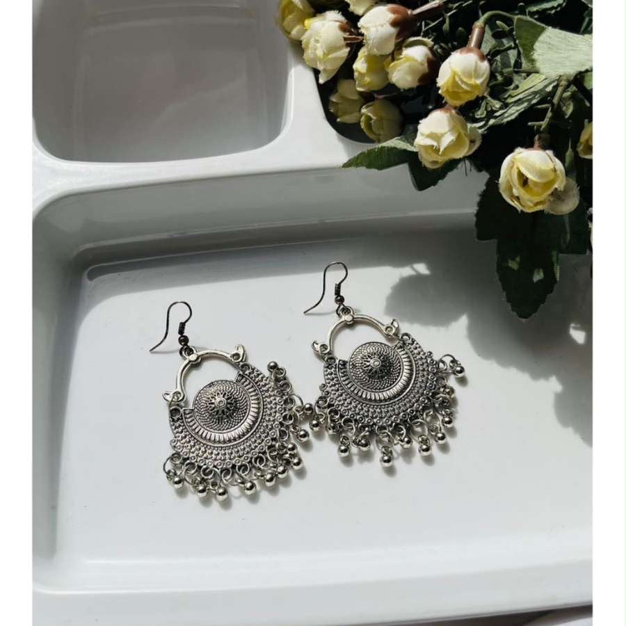 Sadhvi Earrings