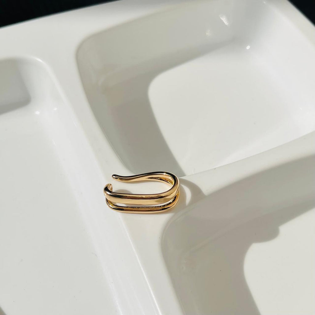 Willa Ear-cuff ~ Adjustable