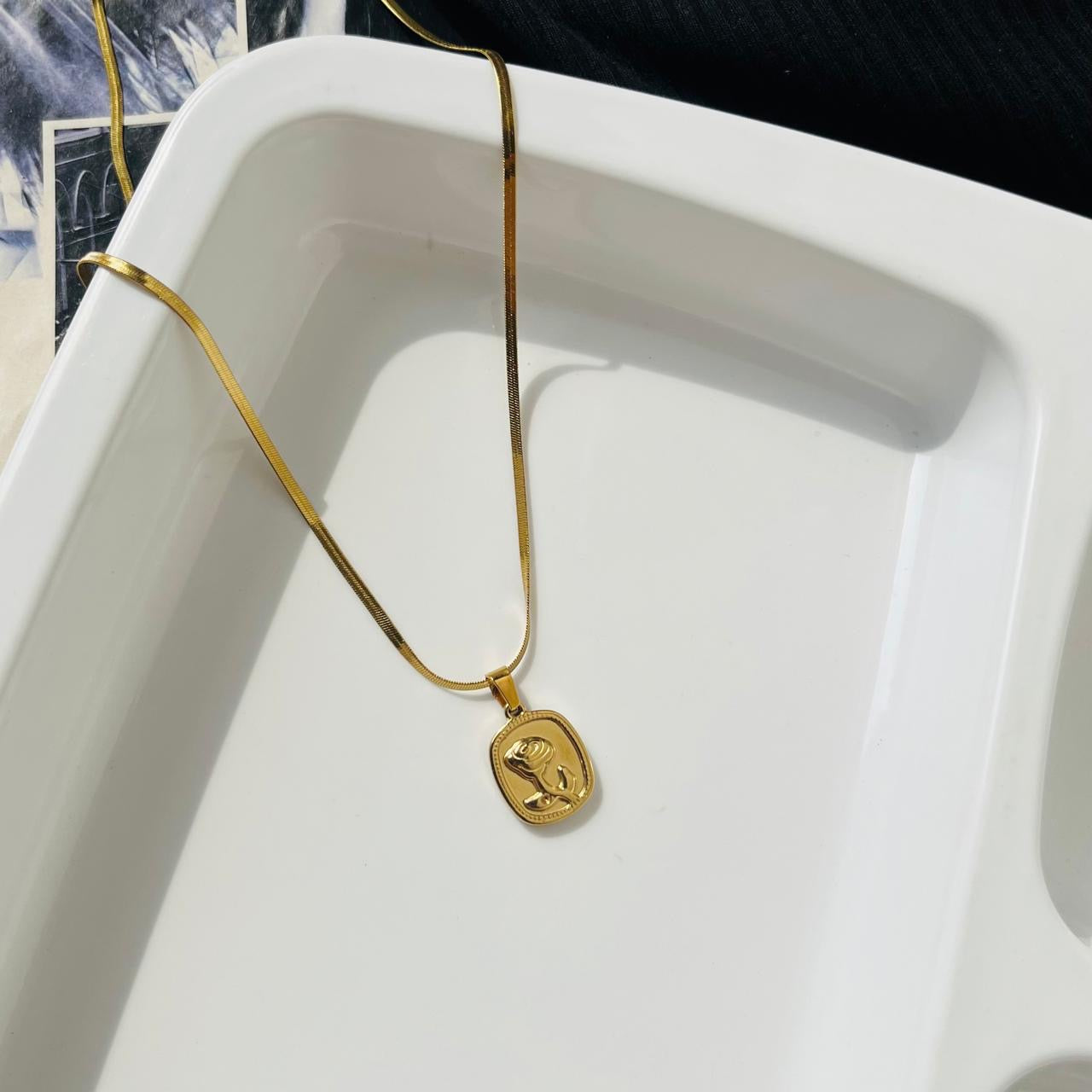 Rose Necklace ~ Anti Tarnish