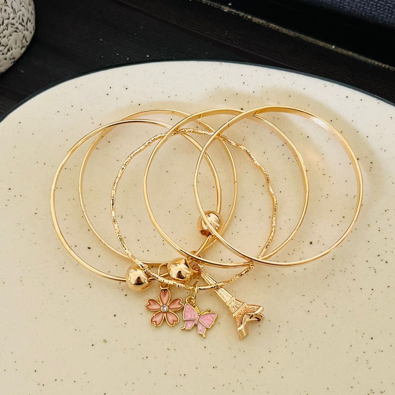 Butterfly Charms Flower Bracelet (size 2*4)