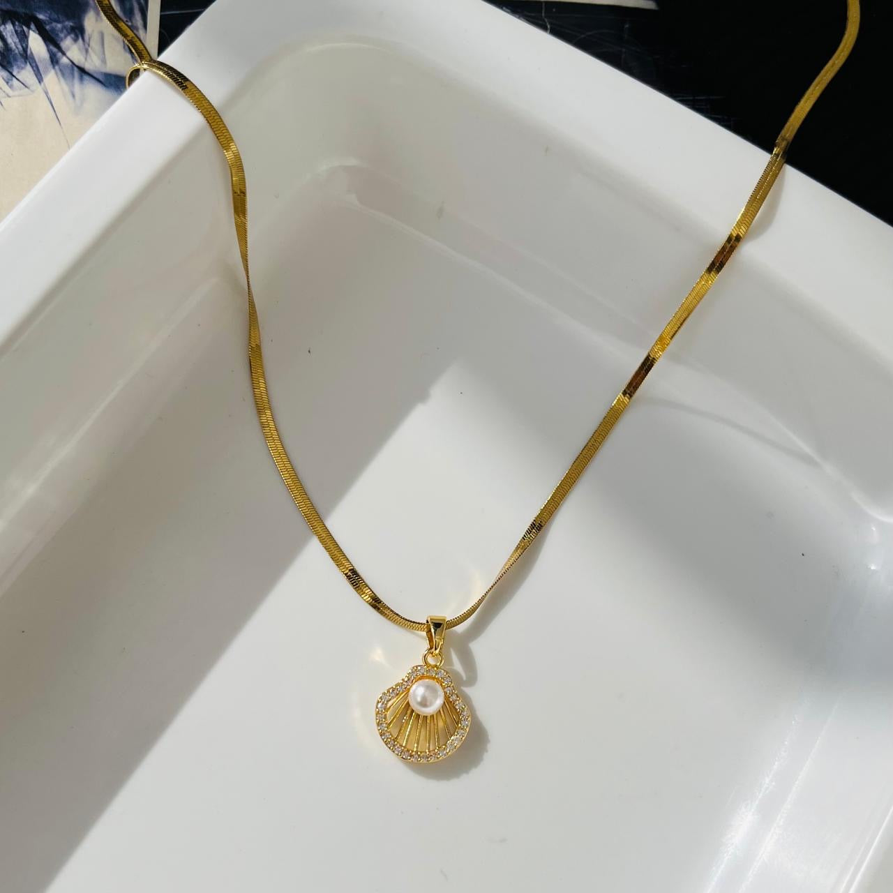 Shell Pearl Necklace ~ Anti Tarnish