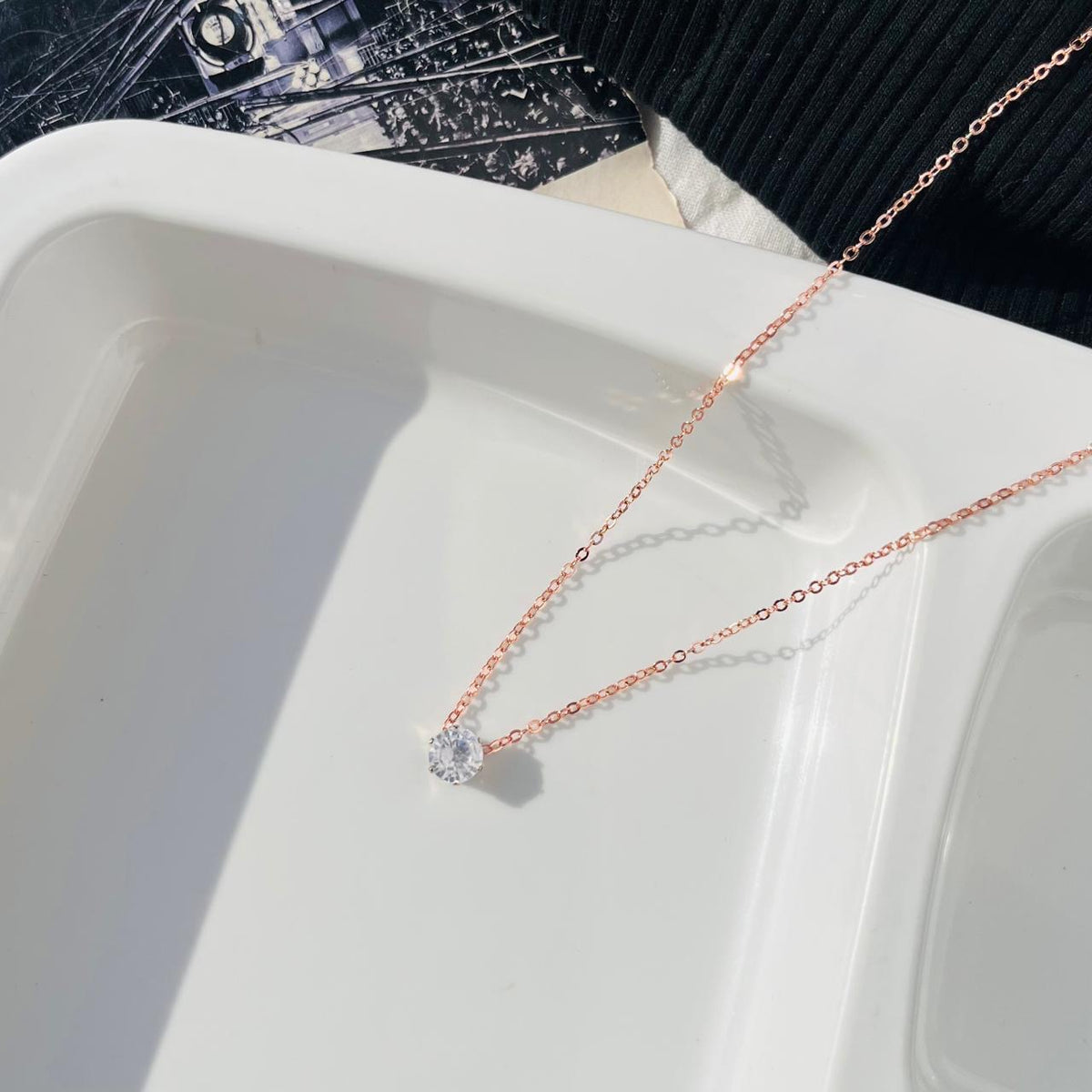 Single Diamond Rosegold Necklace