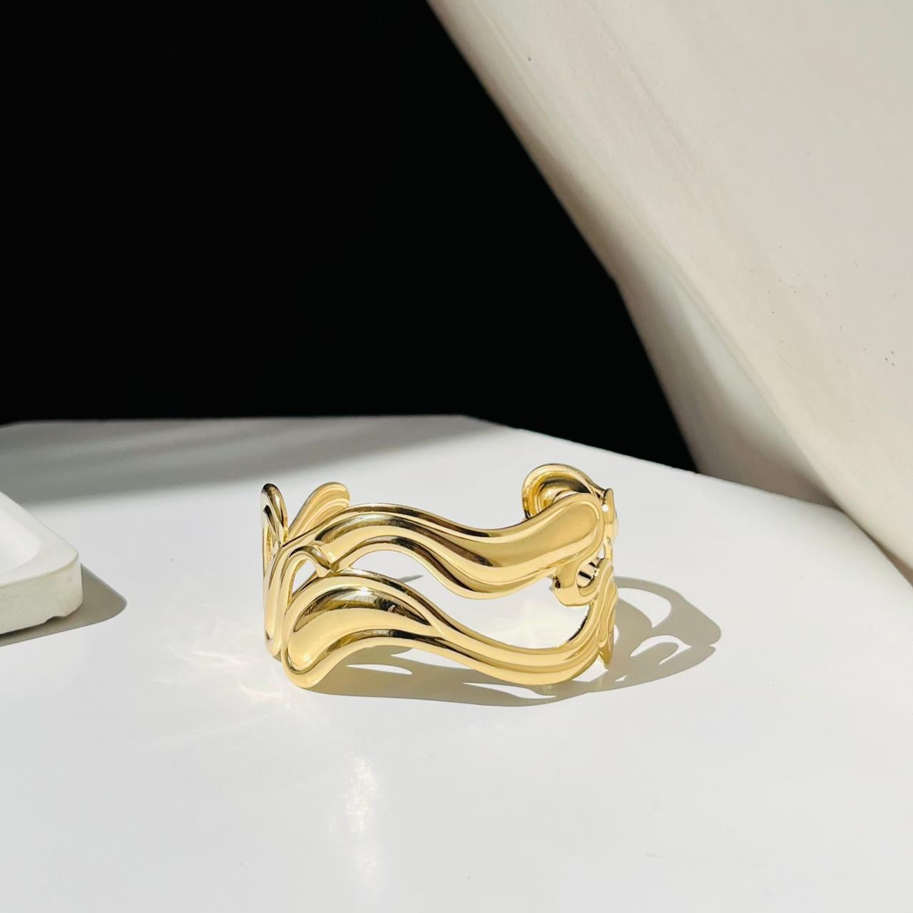 Sunna Cuff Bracelet