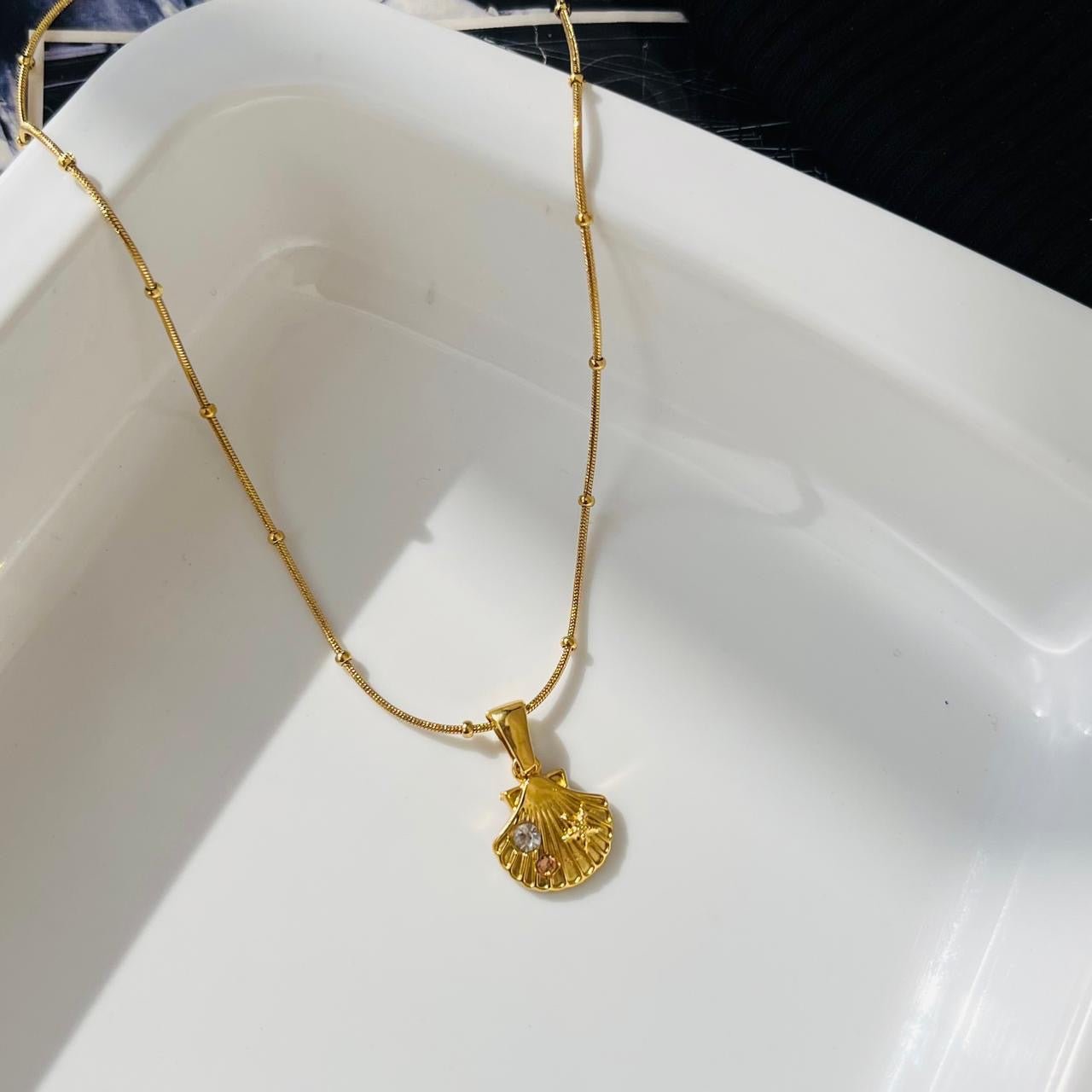 Shell Stone Necklace ~ Anti Tarnish