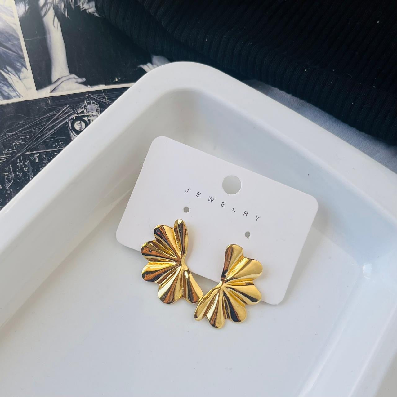 Agnes Earrings ~ Anti Tarnish