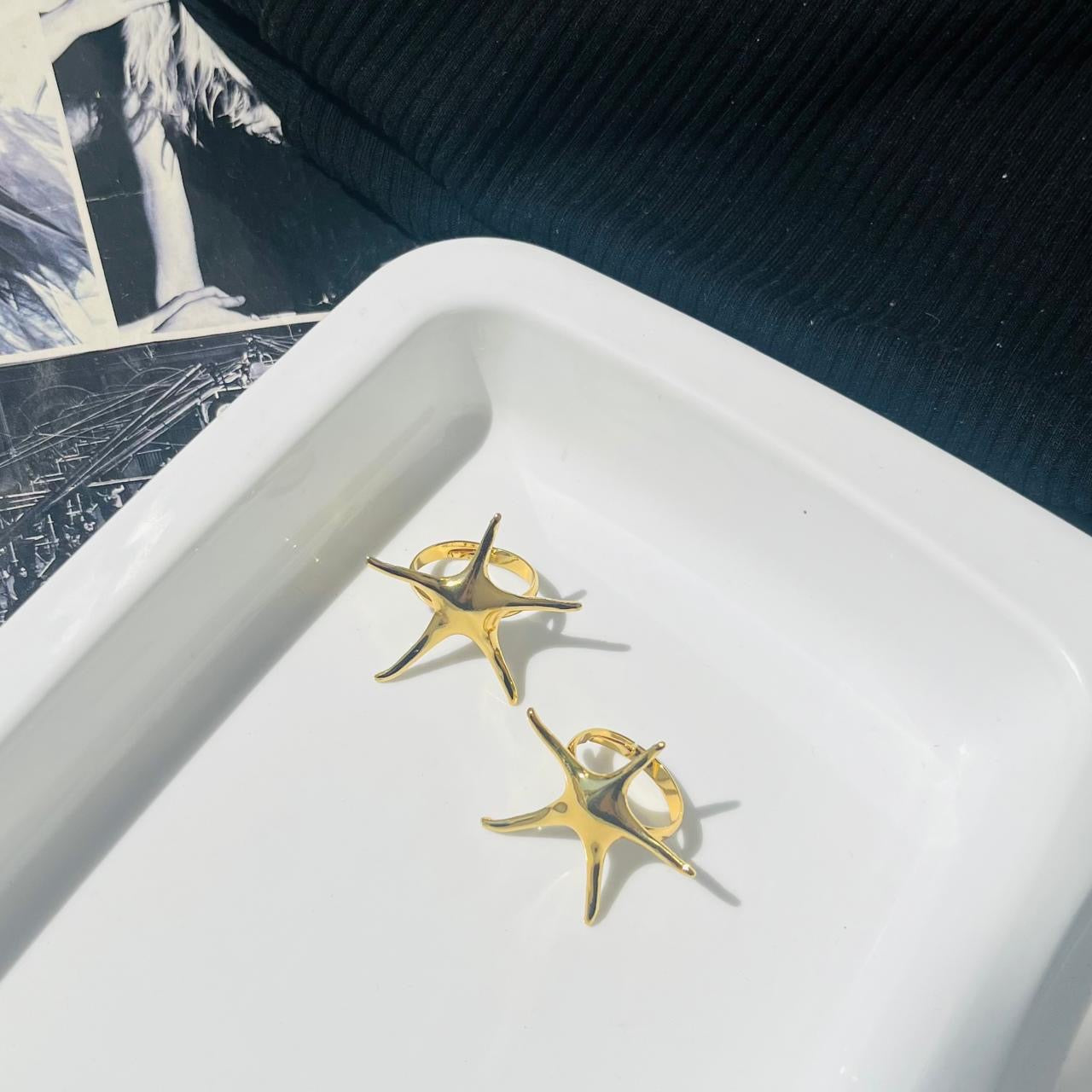 Star Ring ~ Adjustable ~ Anti Tarnish