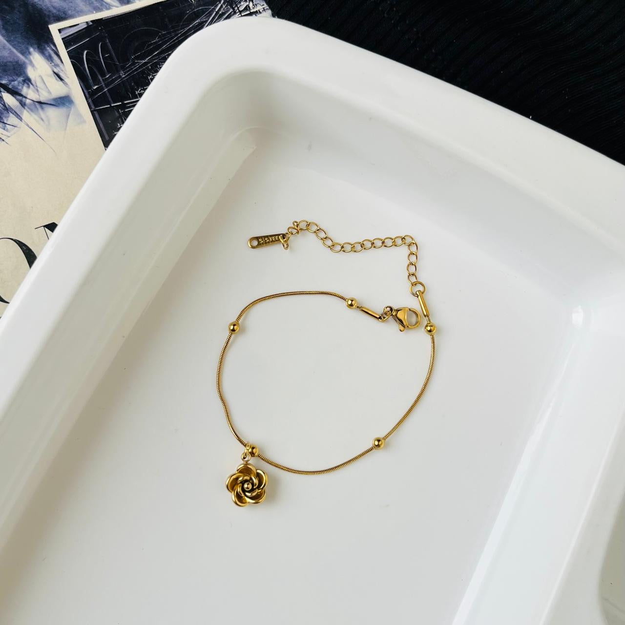 Flower Bracelet ~ Anti Tarnish