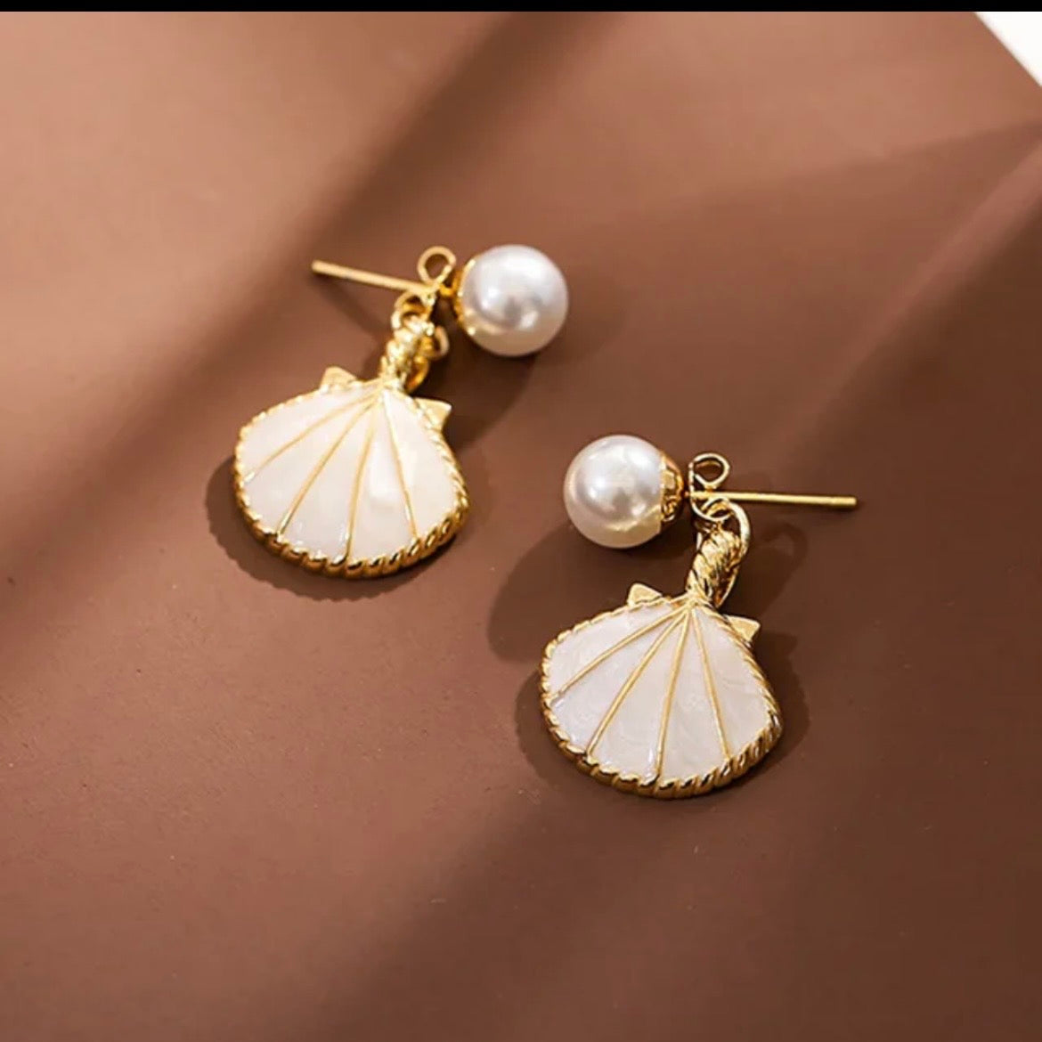 Pearl Shell Earrings
