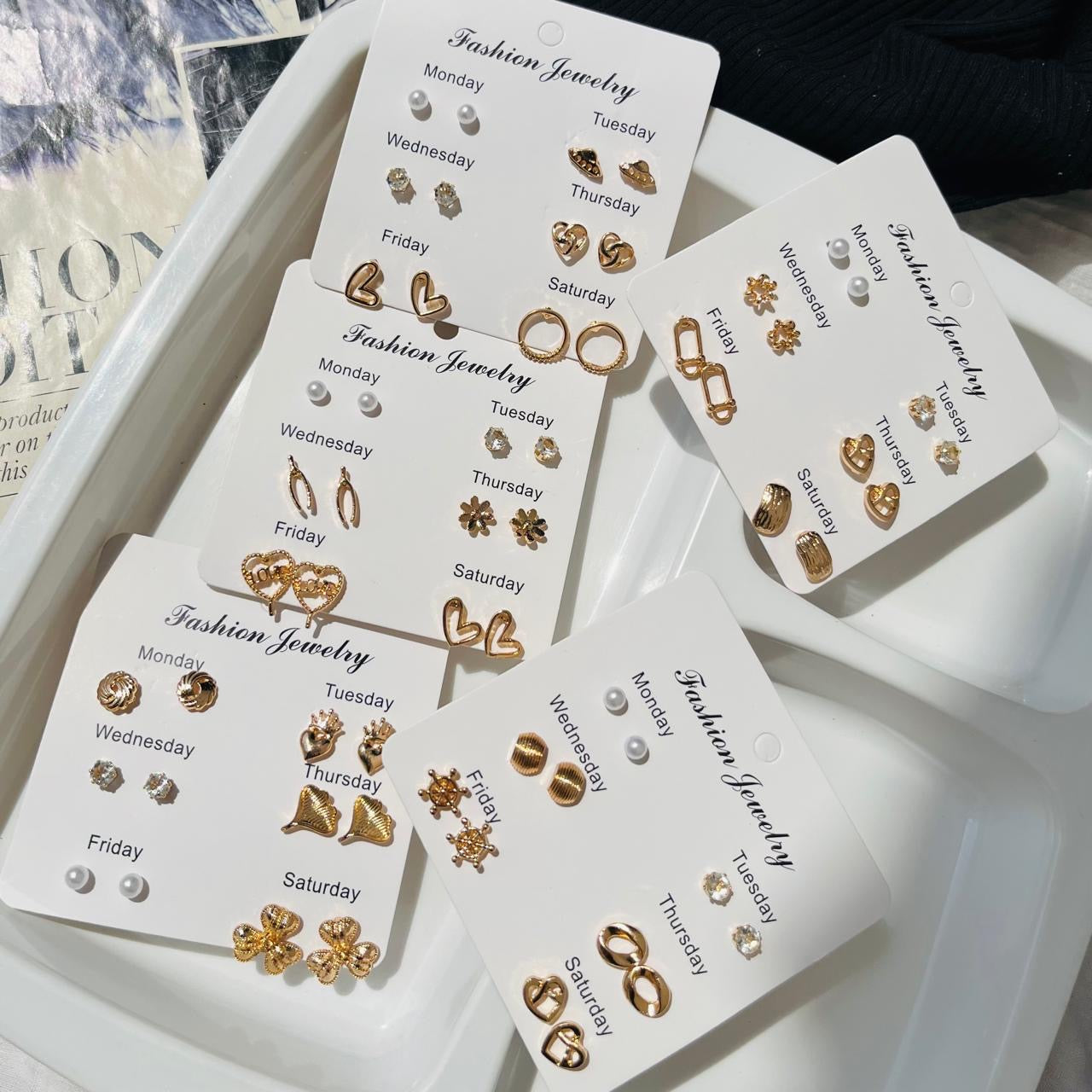 Studs Card ( 9 pairs )
