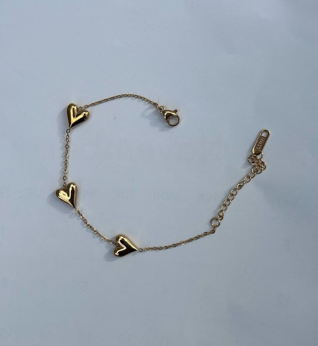 Heart Bracelet ~ Anti Tarnish