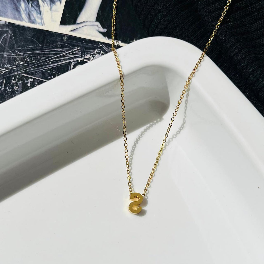 Minimal Initial Necklace (Anti Tarnish)
