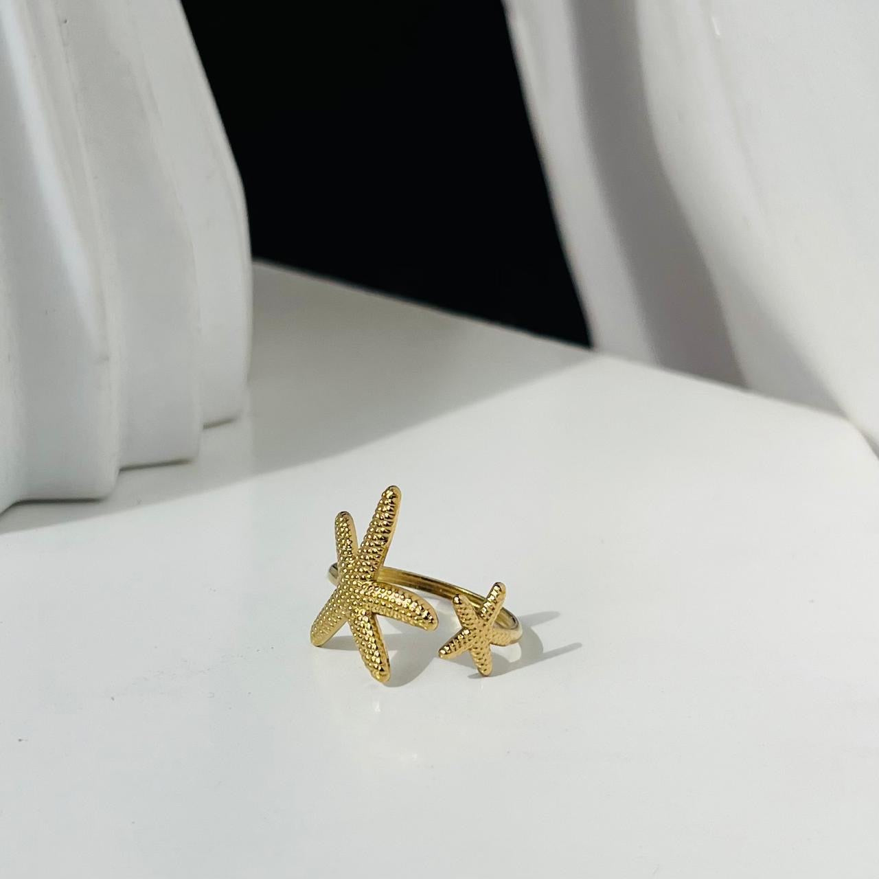 Adjustable Star Fish Ring ~ Anti Tarnish