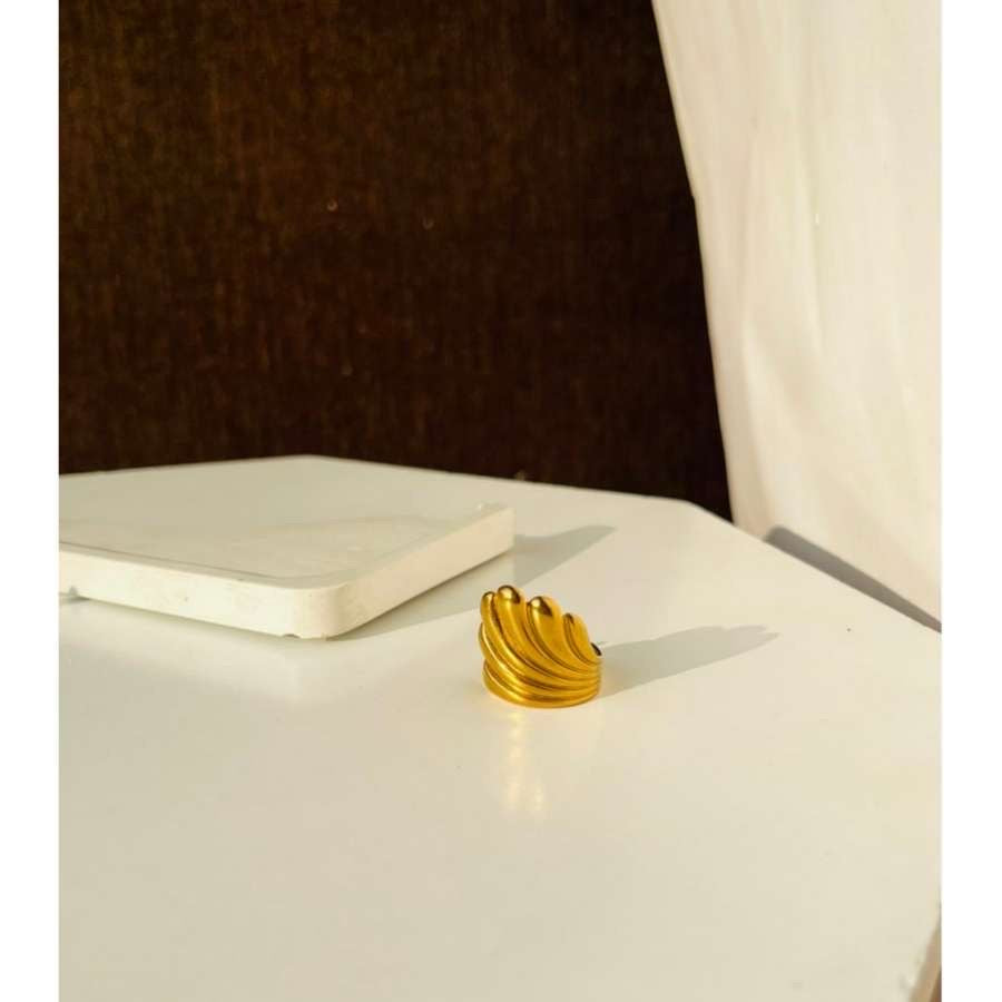 Helena Ring ~ Anti Tarnish