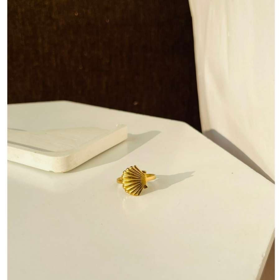 Shell Ring ~ Anti Tarnish