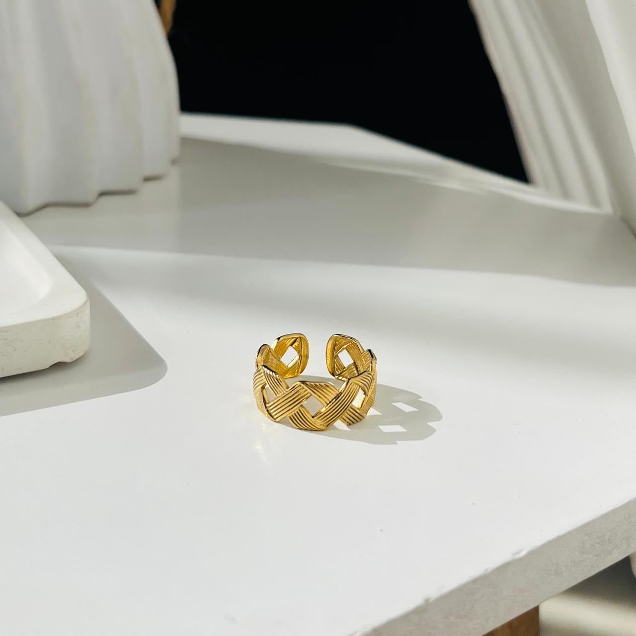 Chain Adjustable Ring ~ Anti Tarnish