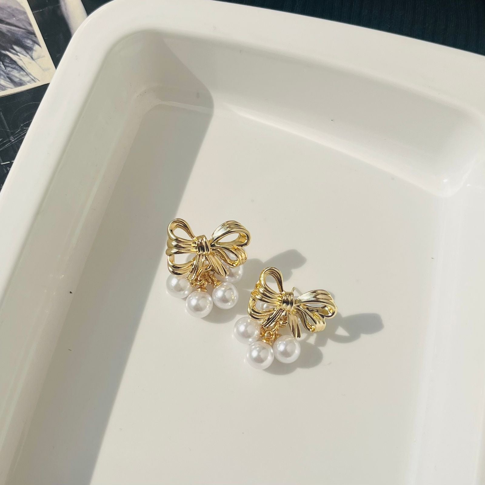Bow Pearl Earrings