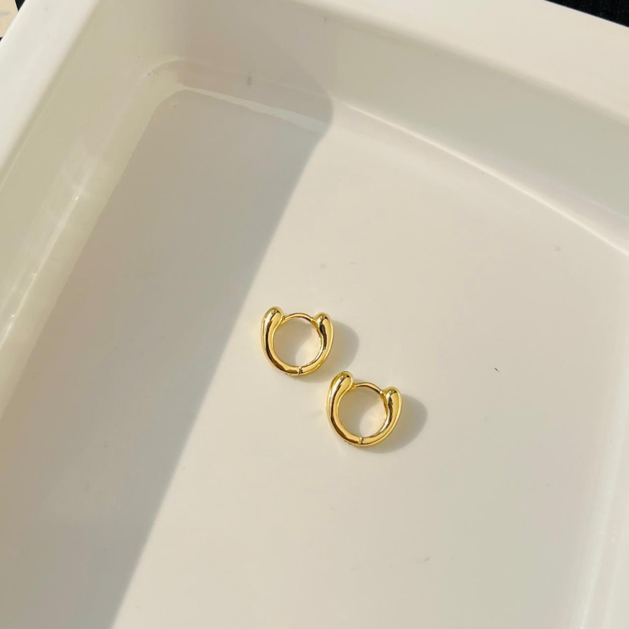 Dove Small Hoops