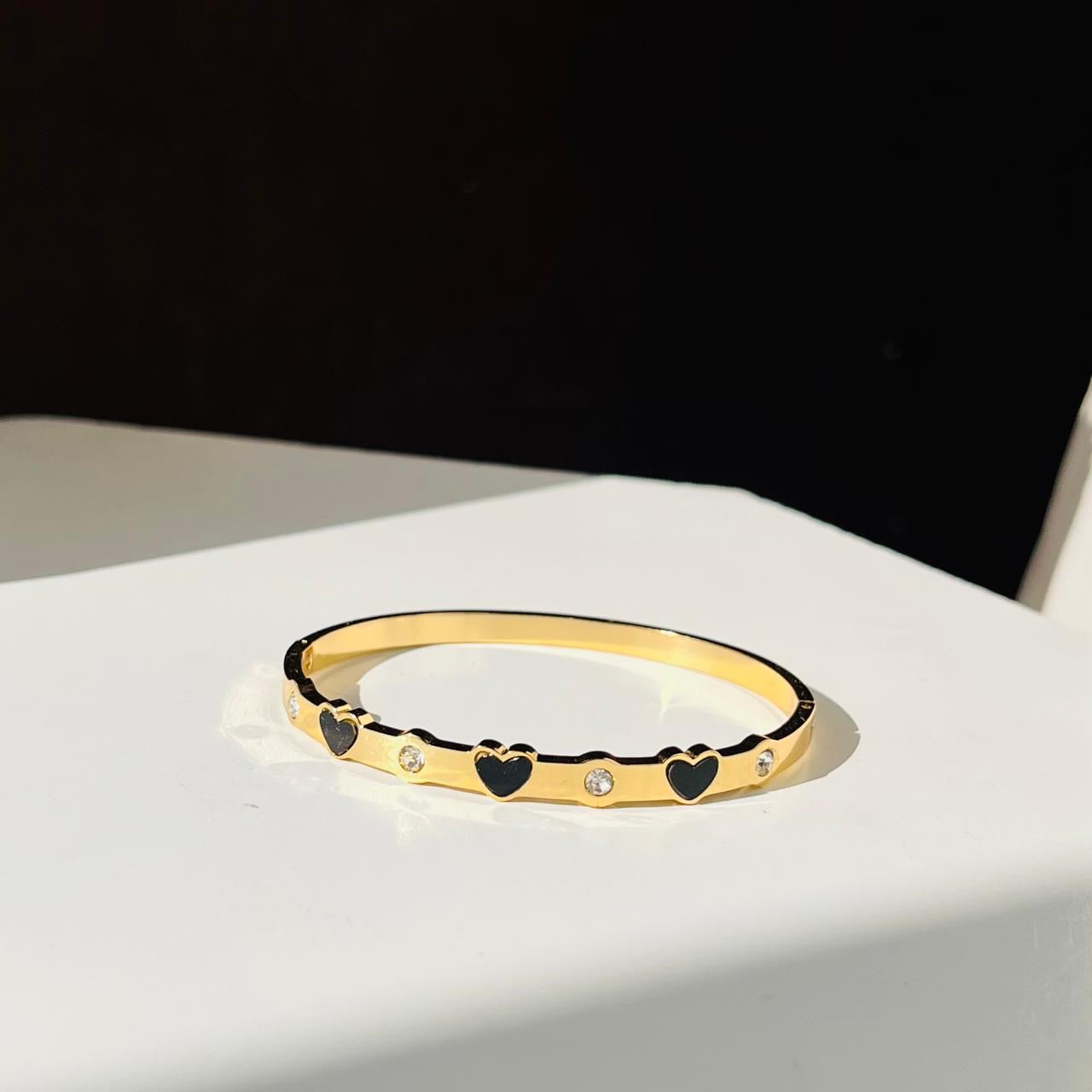 Small Size Black Hearts Bracelet ~ Anti Tarnish (2*2 & 2*4 size)