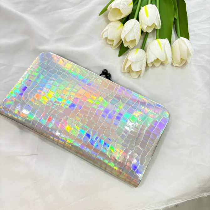 Holographic Hand Clutch