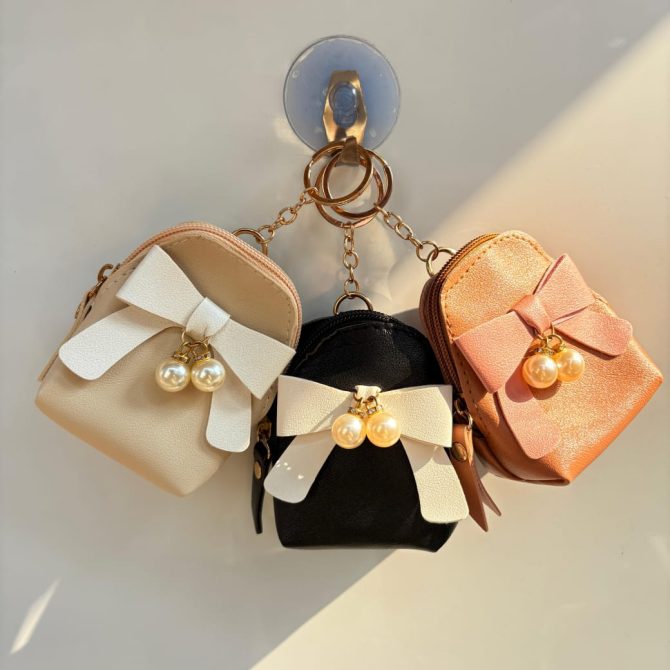 Bow Pearl Keychain Mini Wallets