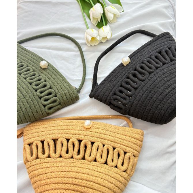 Twisted Pearl Jute Bag