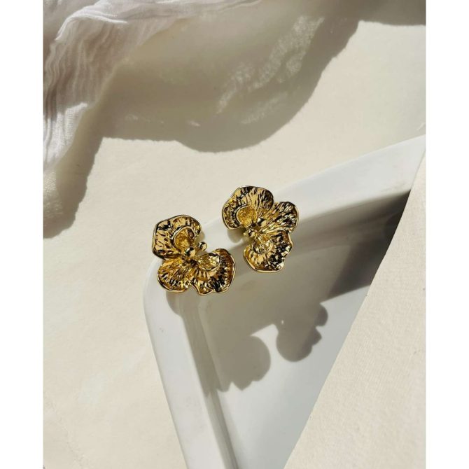Textured Petals Earrings