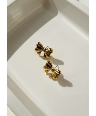 Cozy Bow Earrings