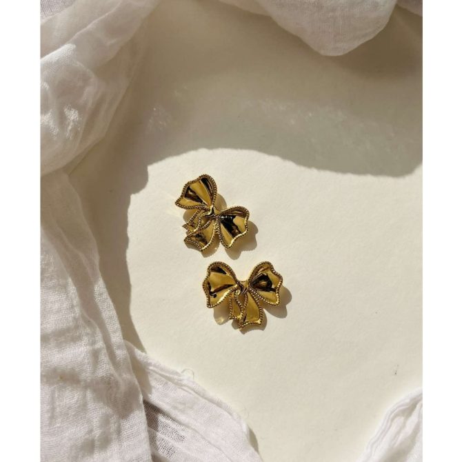 Layla Bow Earrings
