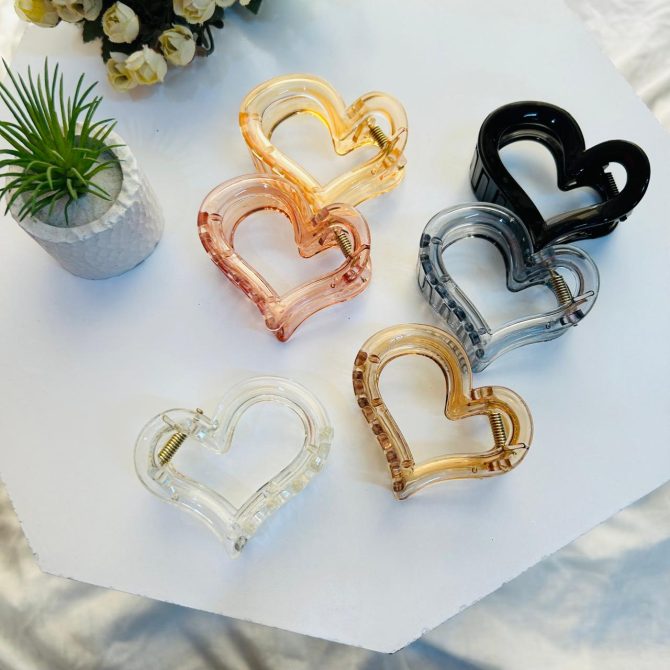 Heart Acrylic Transparent Claws~ Medium - Image 3