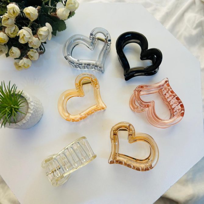 Heart Acrylic Transparent Claws~ Medium - Image 4