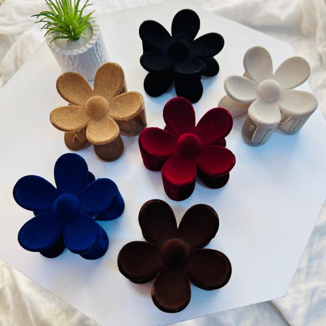 Daisy Premium Claws~ Large - Image 5