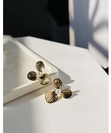 Floral Pearl Earrings
