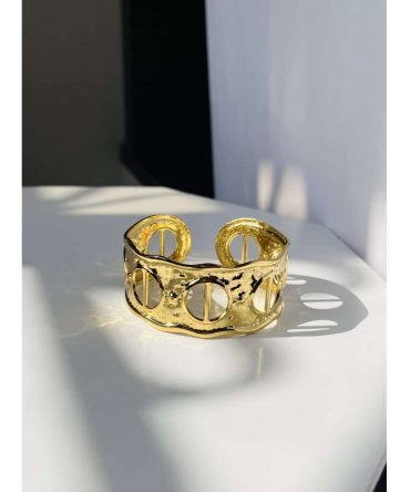 Chunky Circle Bangle~ Anti Tarnish