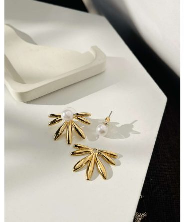Two Way Floral Pearl Earrings