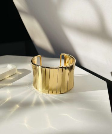 Golden Glossy Bangle