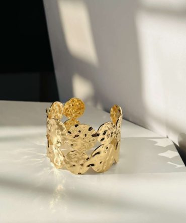 Textured Floral Bangle