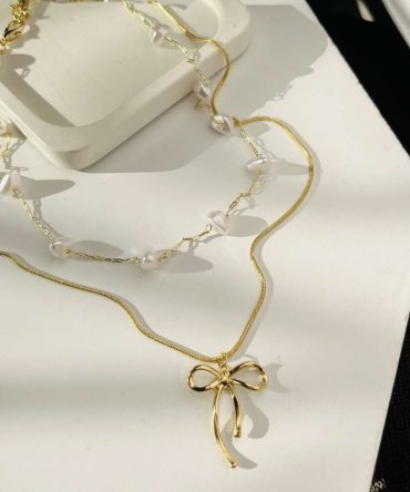 Two Layer Bow Necklace